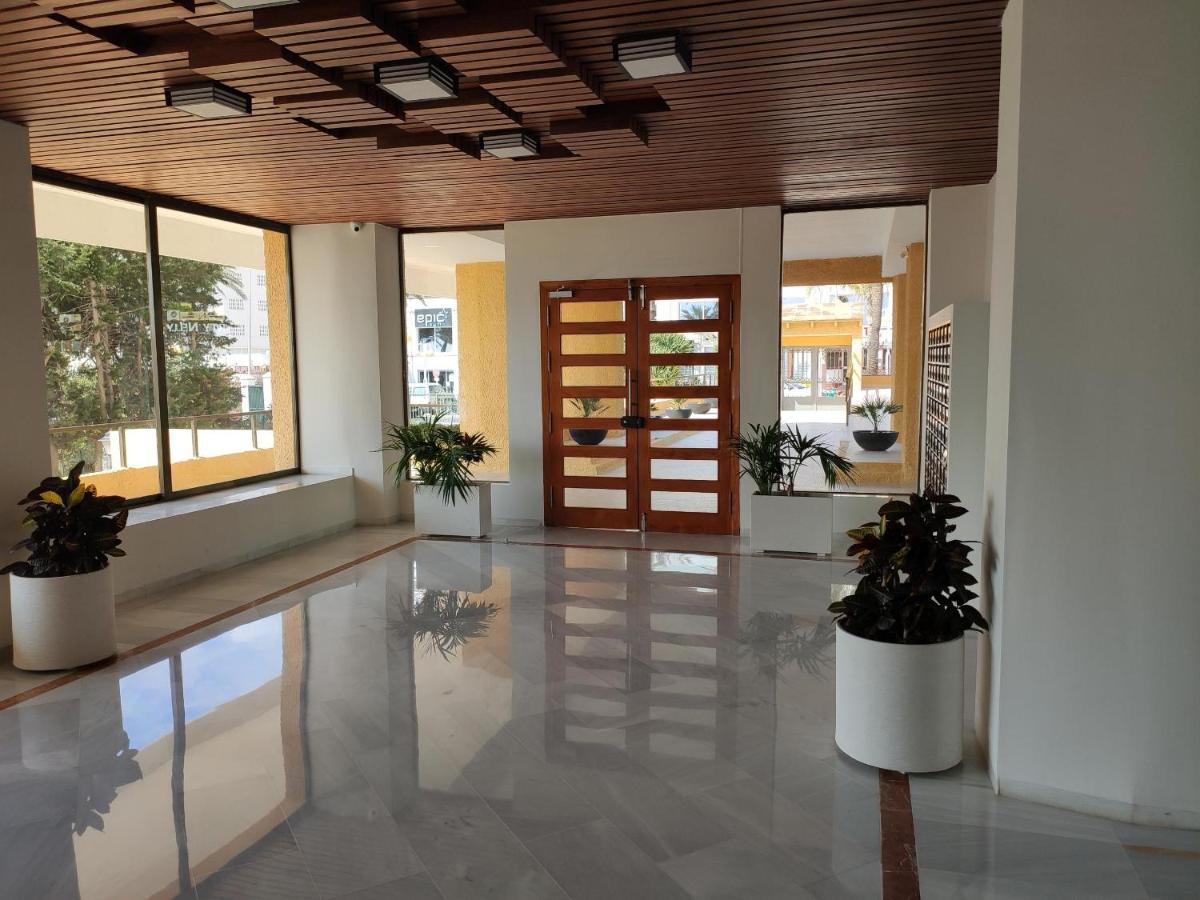 דירות Spectacular Sea Views בנאלמדנה מראה חיצוני תמונה